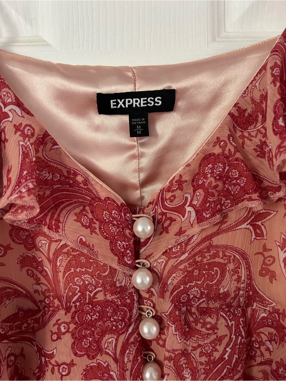 Express Red Paisley Ruffle Cami with Pearl Buttons - Picture 3 of 6